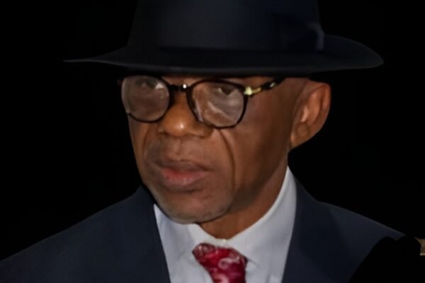 APC CHIEFTAIN WOOS MORE MEMBERS OF OPPOSITION